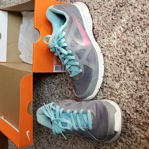 Womens Nike shoes